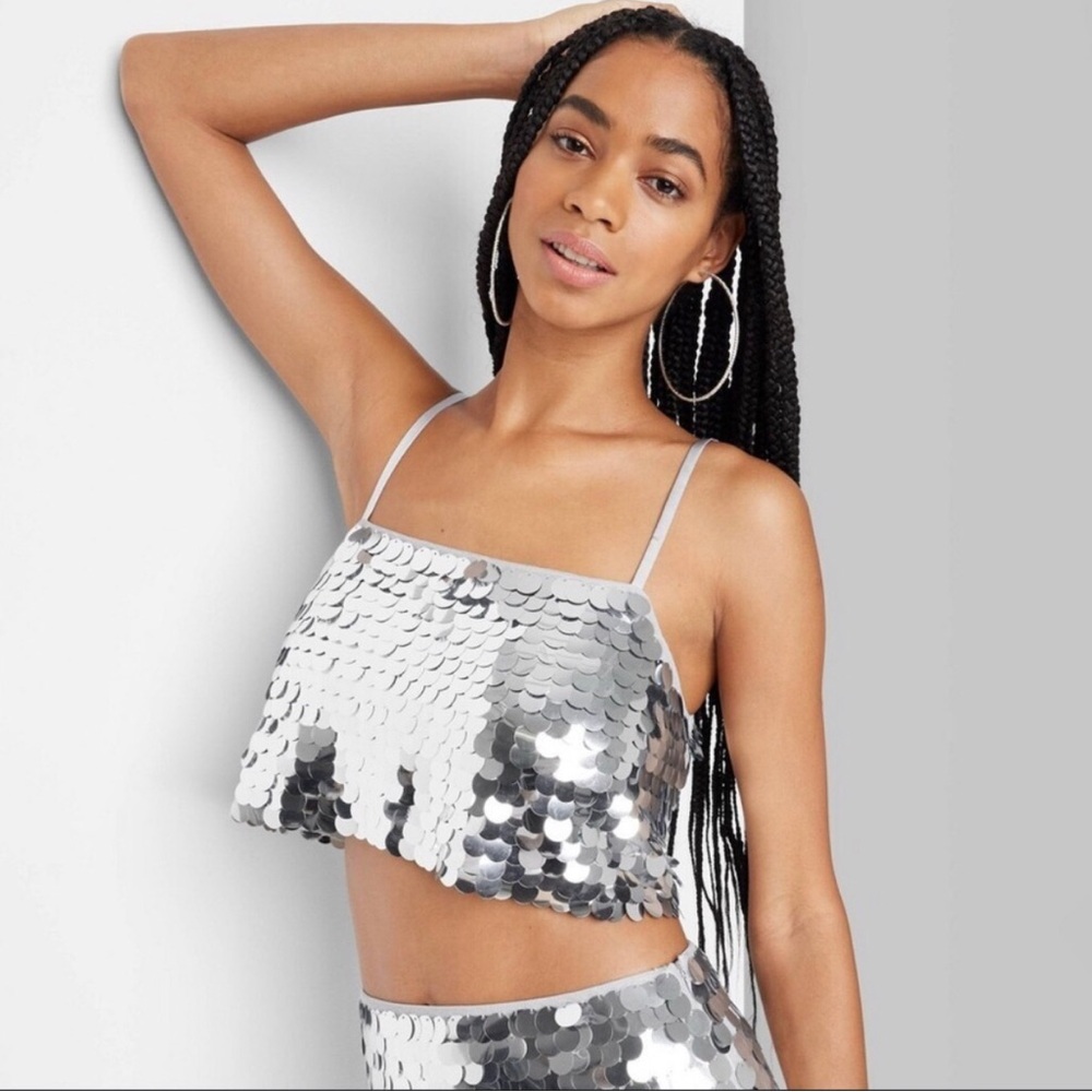 wild fable Silver Sequin Crop Top & Mini Skirt Set - Picture 4 of 13